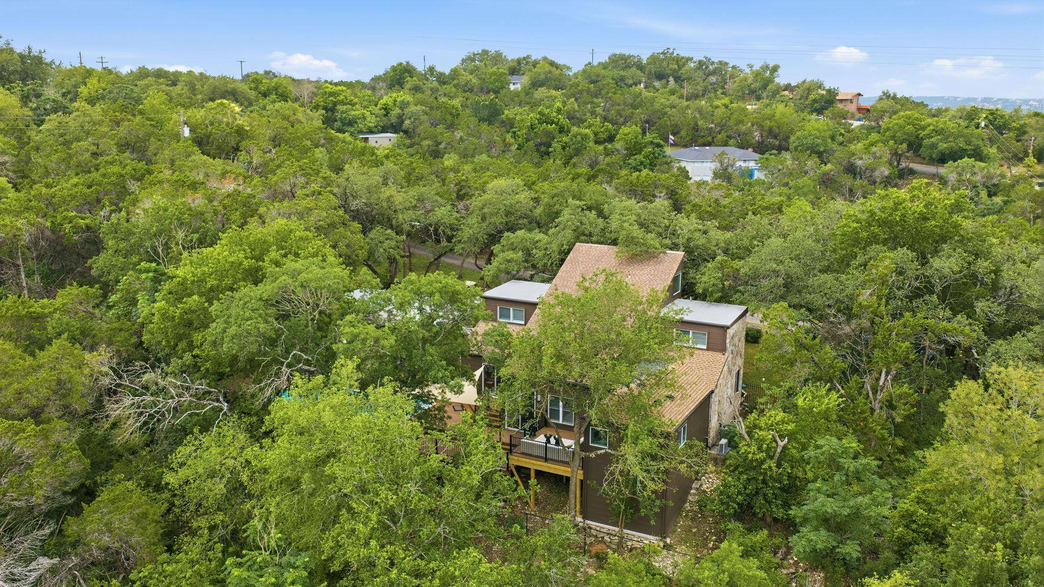 1004 Jousting PL, Austin, TX 78746