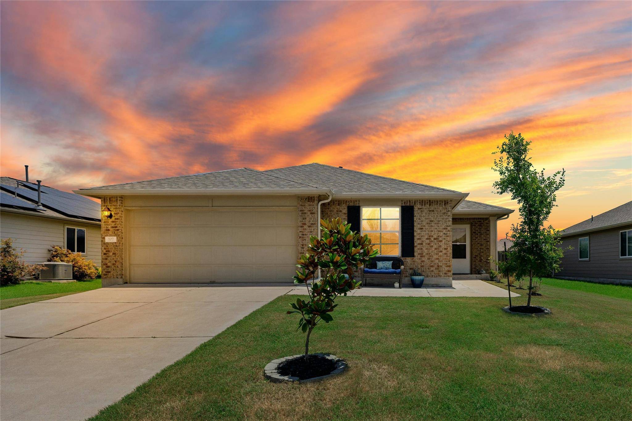 107 Esparza CT, Hutto, TX 78634