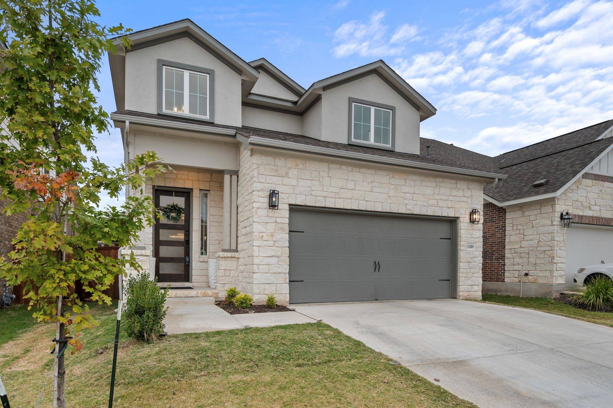 1329 Kneehigh LN, Georgetown, TX 78633