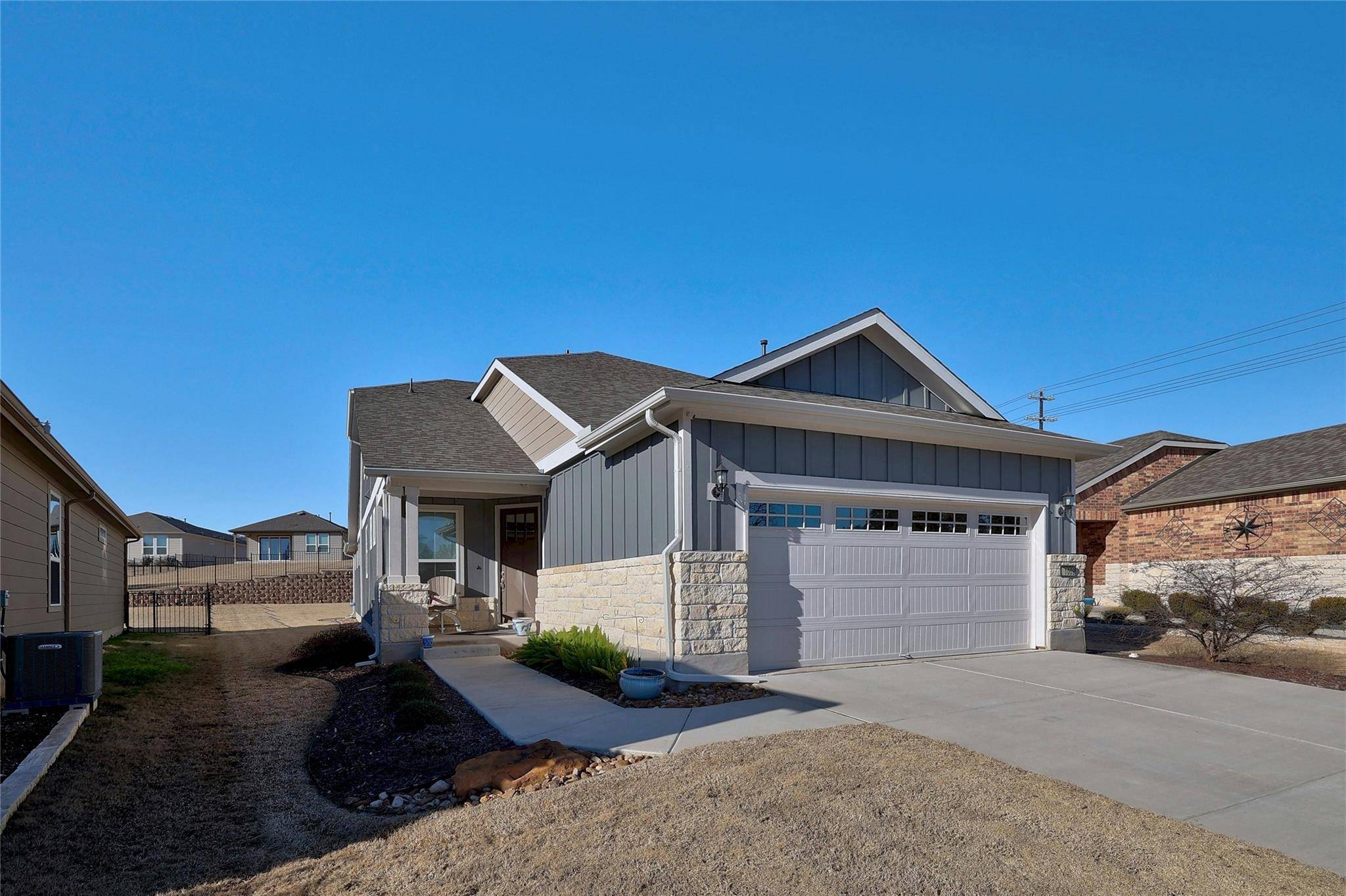 1009 Kitty Hawk RD, Georgetown, TX 78633