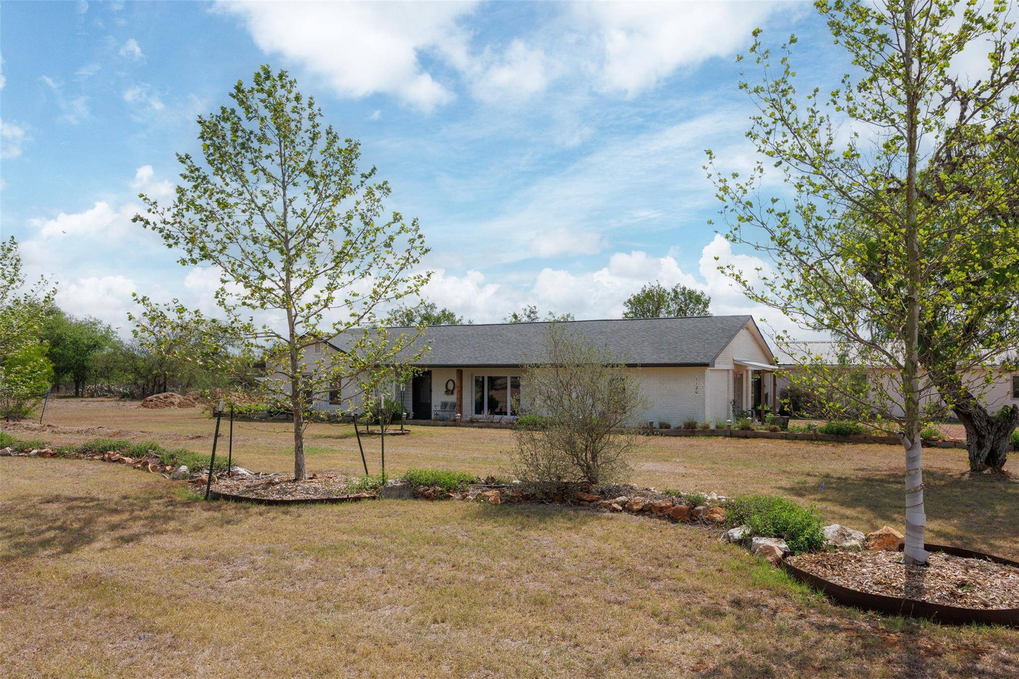 1120 Palomino LN, San Marcos, TX 78666