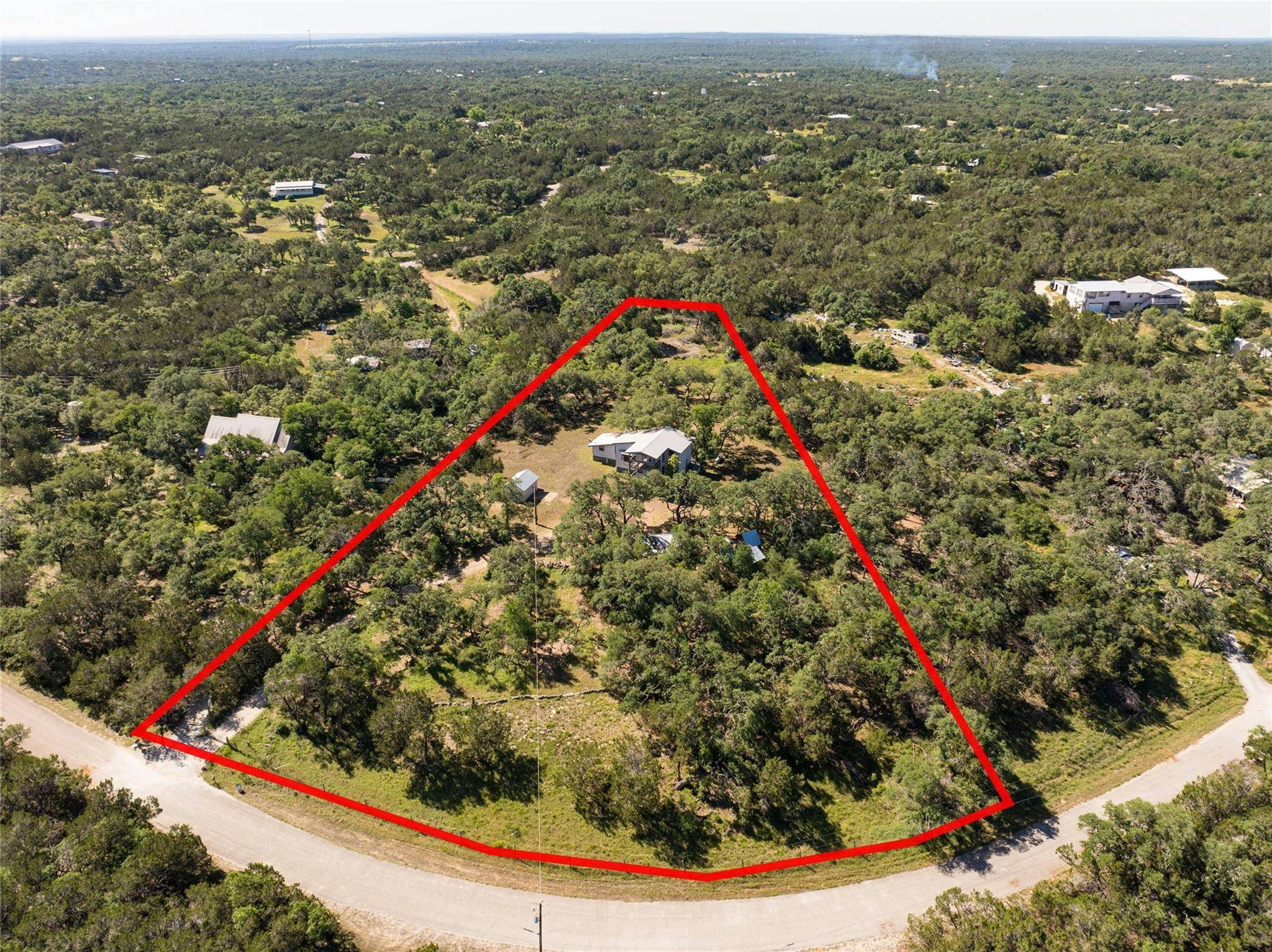 250 Jennifer LN, Driftwood, TX 78619