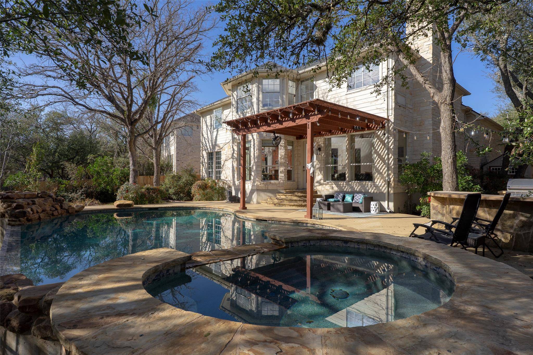 9556 Indigo Brush DR, Austin, TX 78726