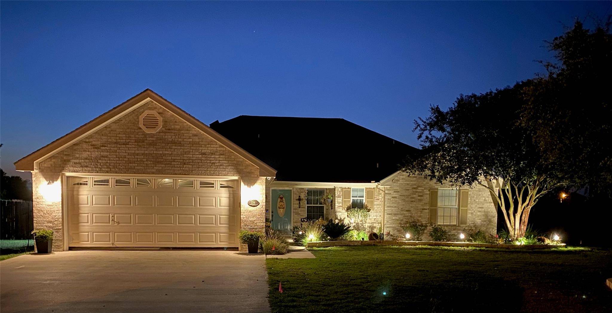 134 Castlewood DR, Seguin, TX 78155