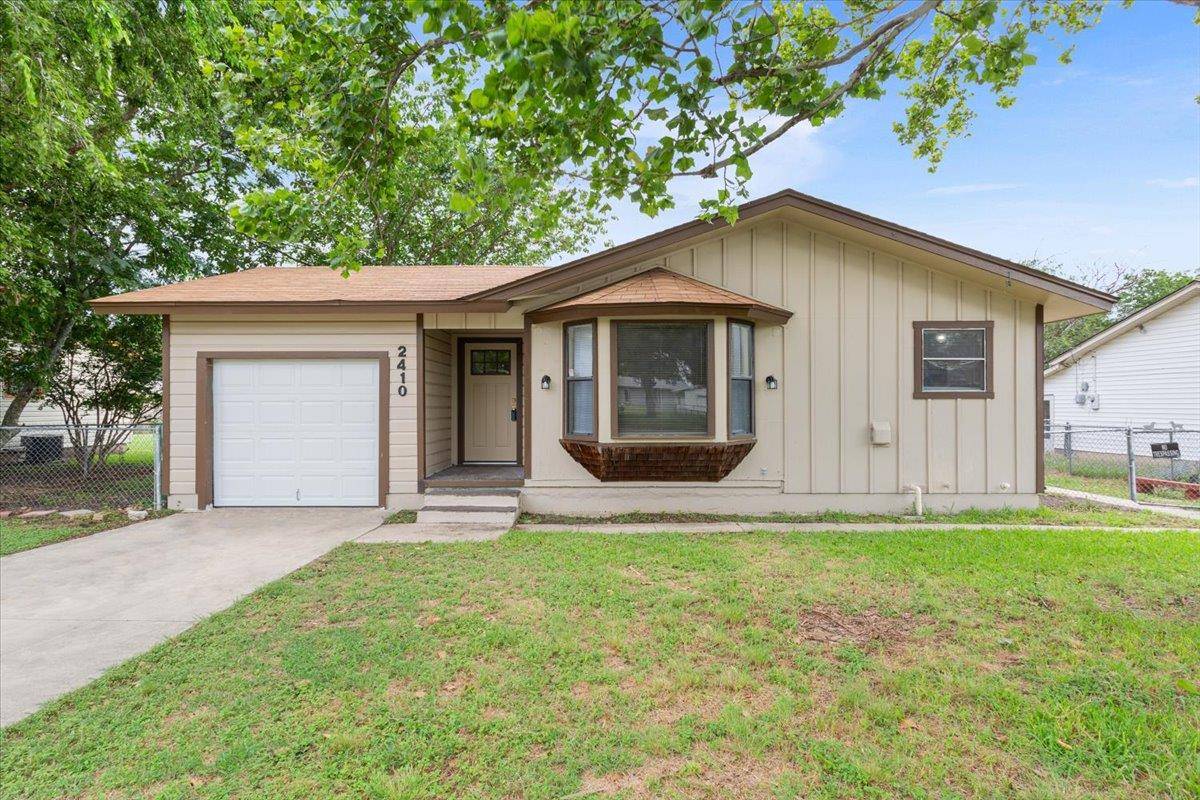 2410 Meadow LN, Copperas Cove, TX 76522