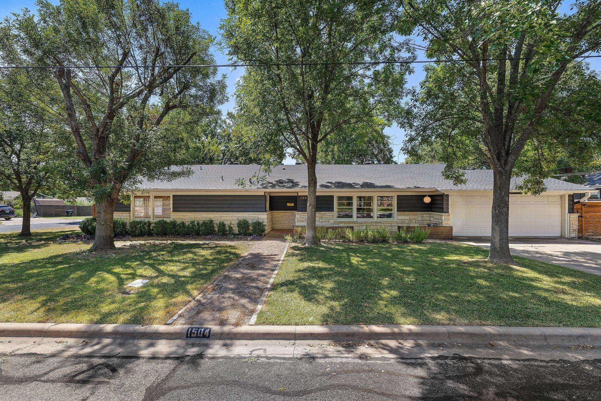 1504 E 17th ST, Georgetown, TX 78626