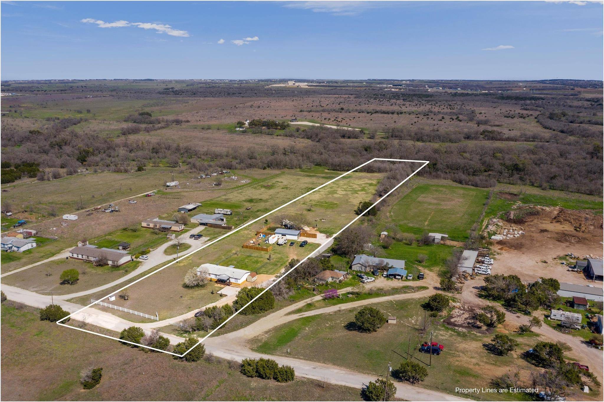 525 Private Road 914, Georgetown, TX 78633