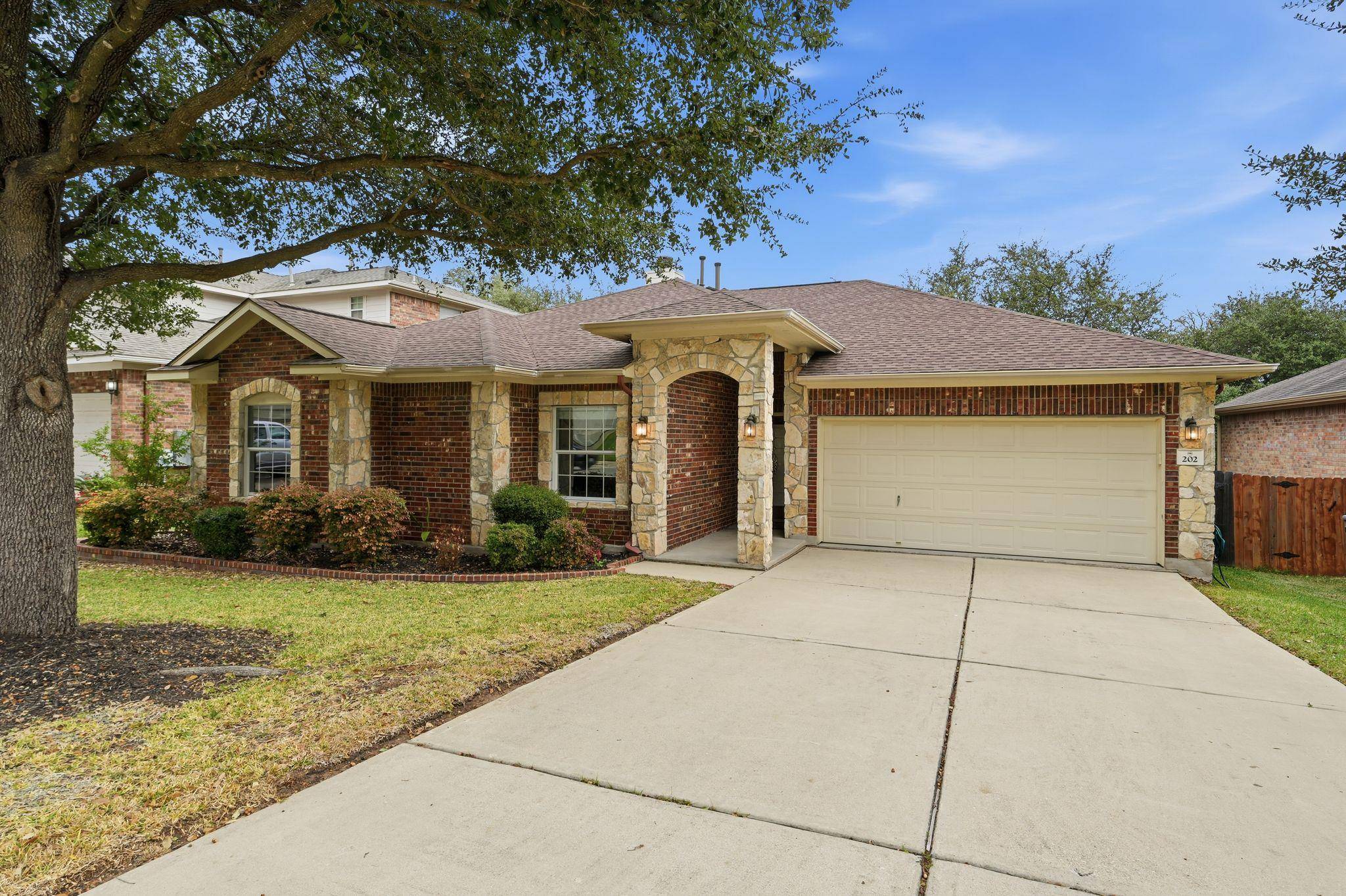 202 Muscovy LN, Cedar Park, TX 78613