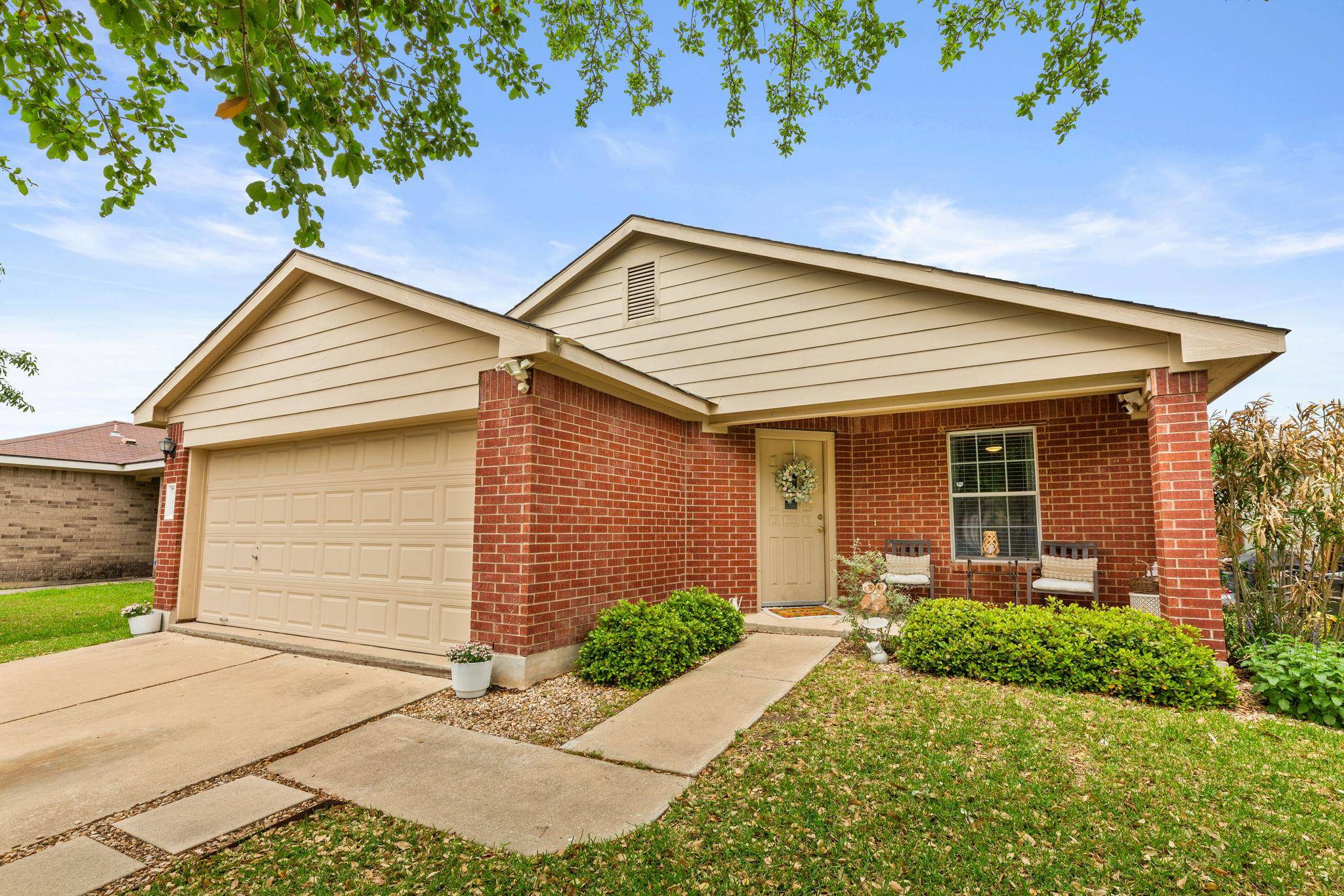 12616 Sky Harbor DR, Del Valle, TX 78617