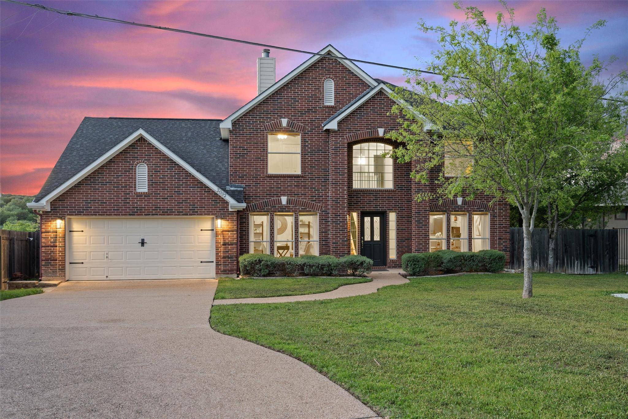 2002 Pace Bend RD S, Spicewood, TX 78669