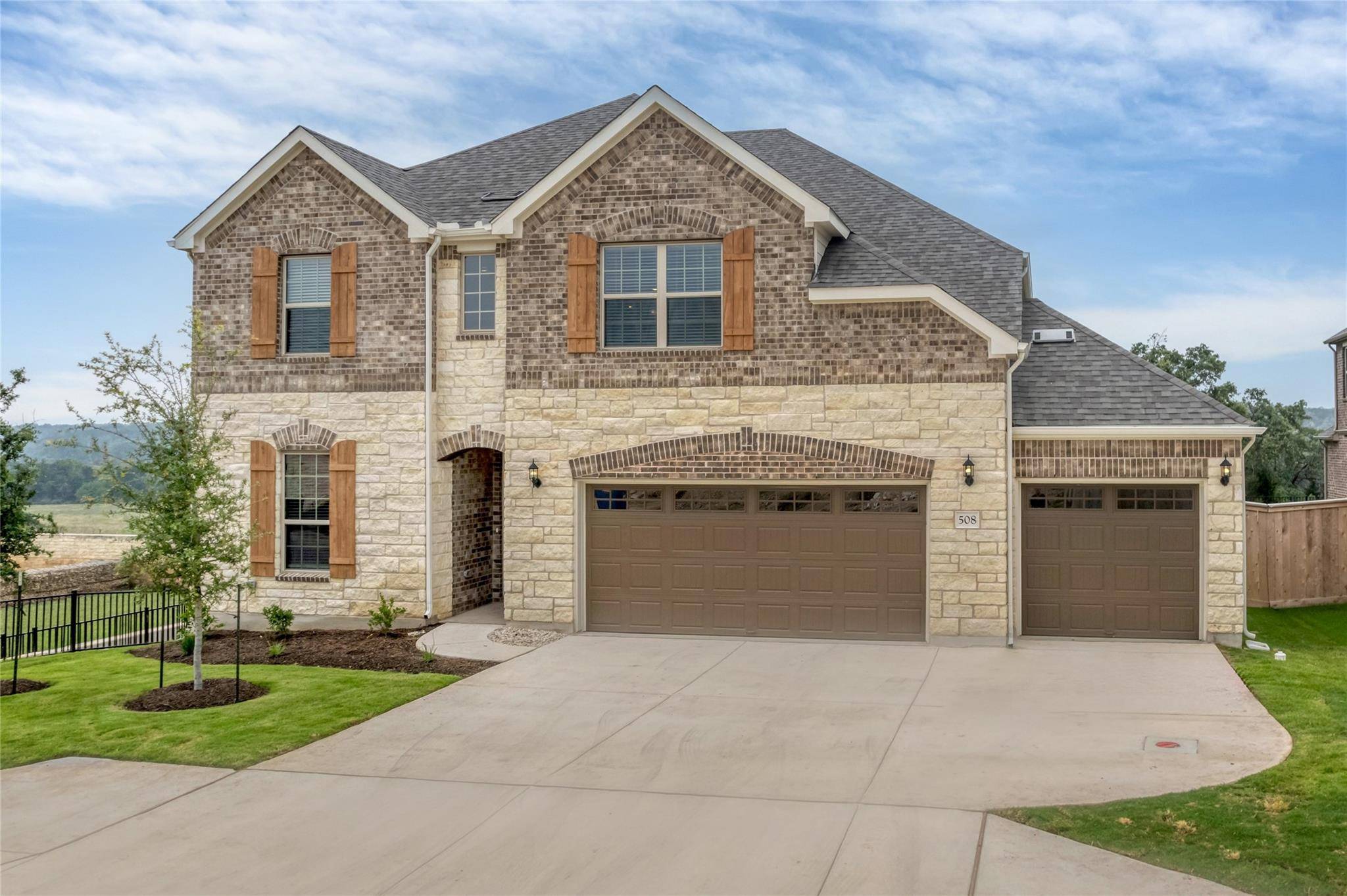 508 Ridge Point DR, Georgetown, TX 78628