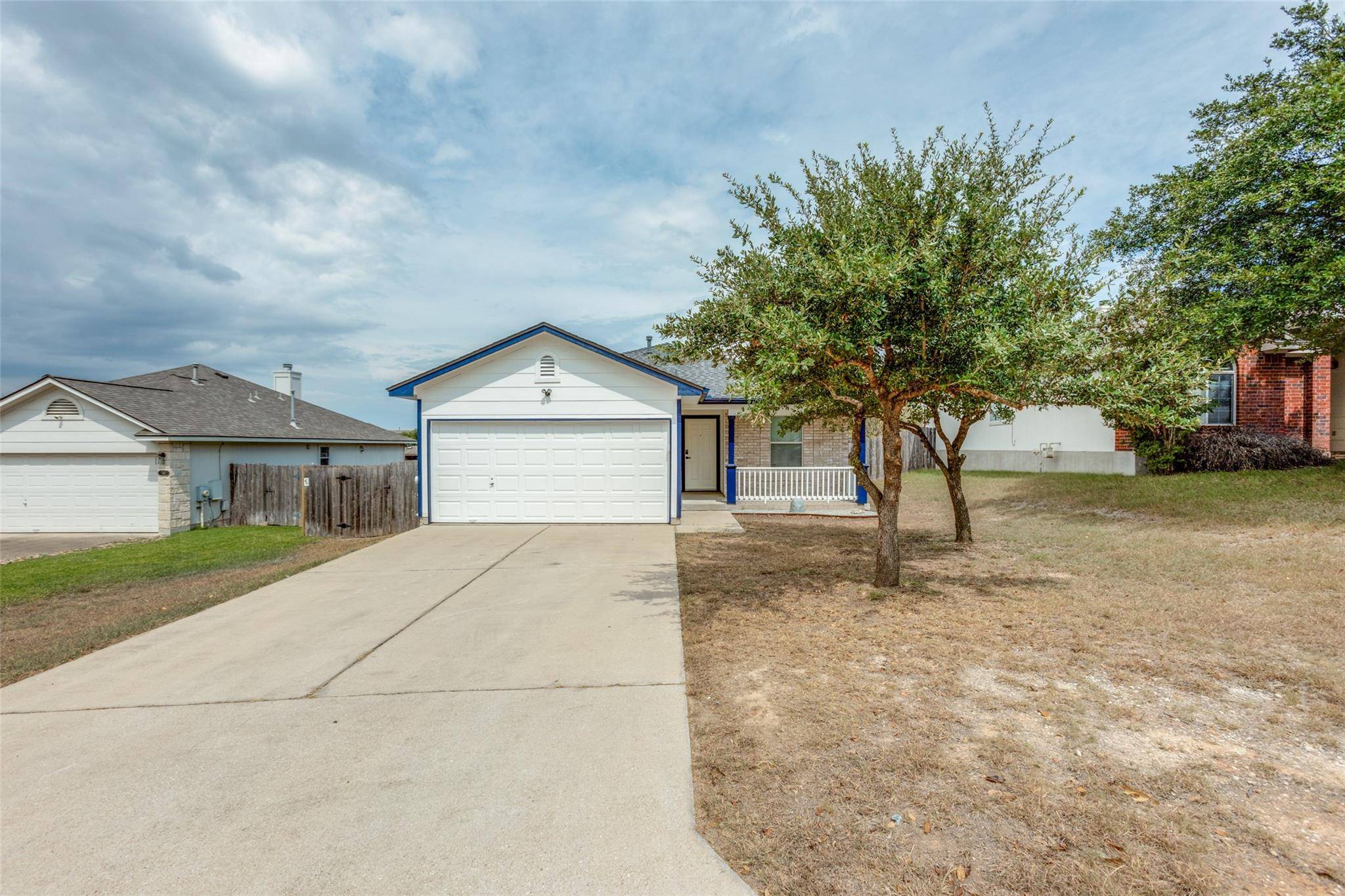 319 Lakemont DR, Hutto, TX 78634