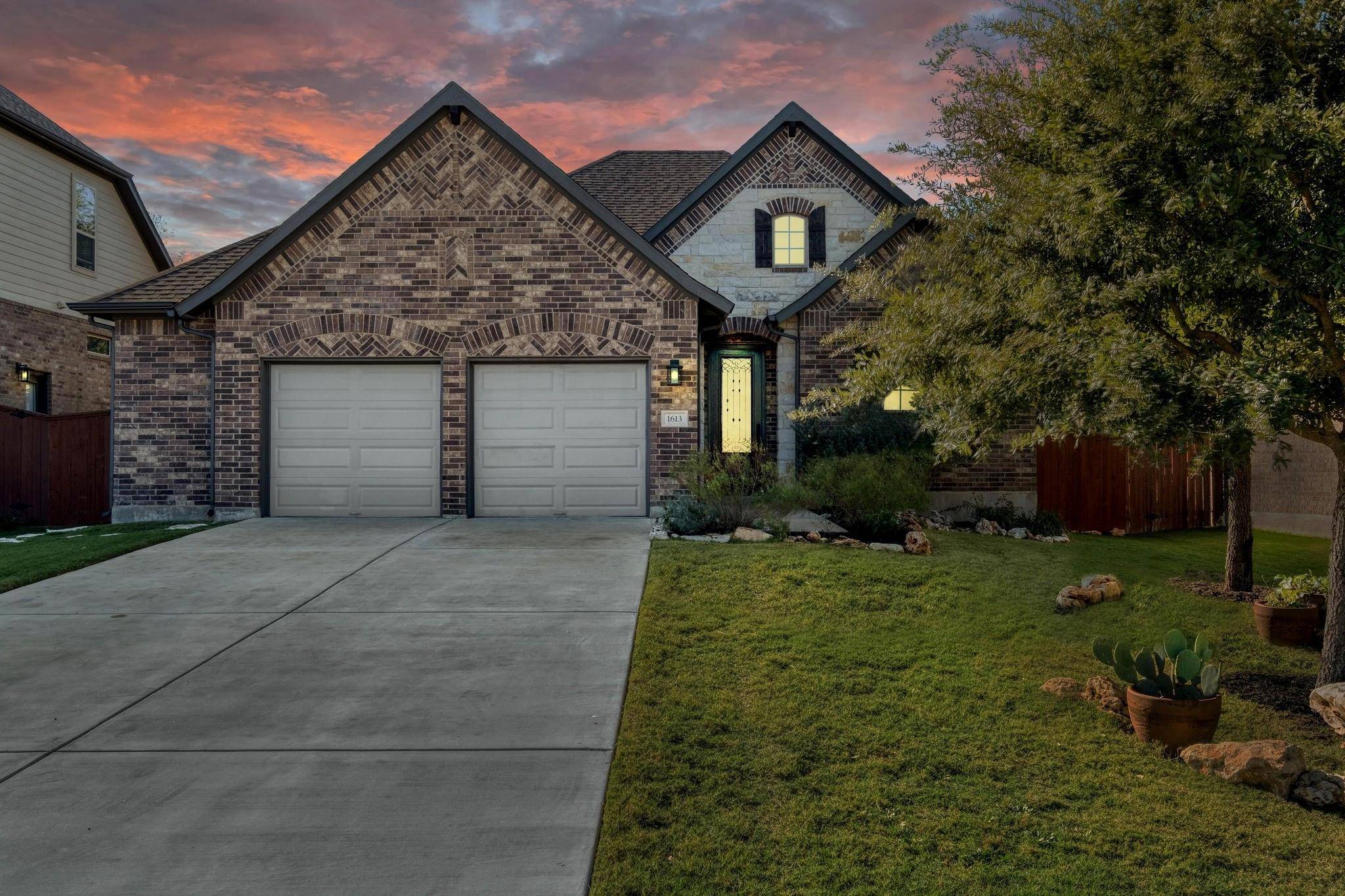 1613 Highland Ridge RD, Georgetown, TX 78628
