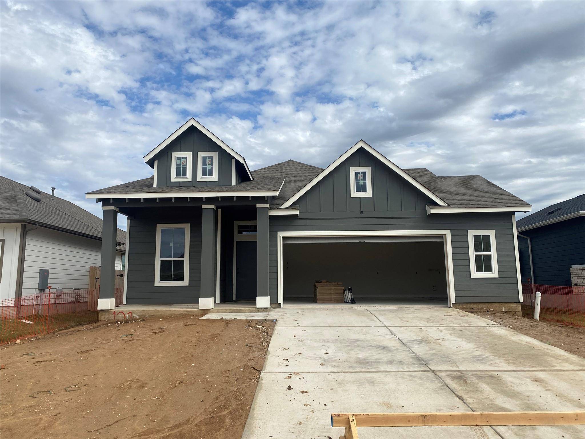 121 Yellowstone DR, Kyle, TX 78640