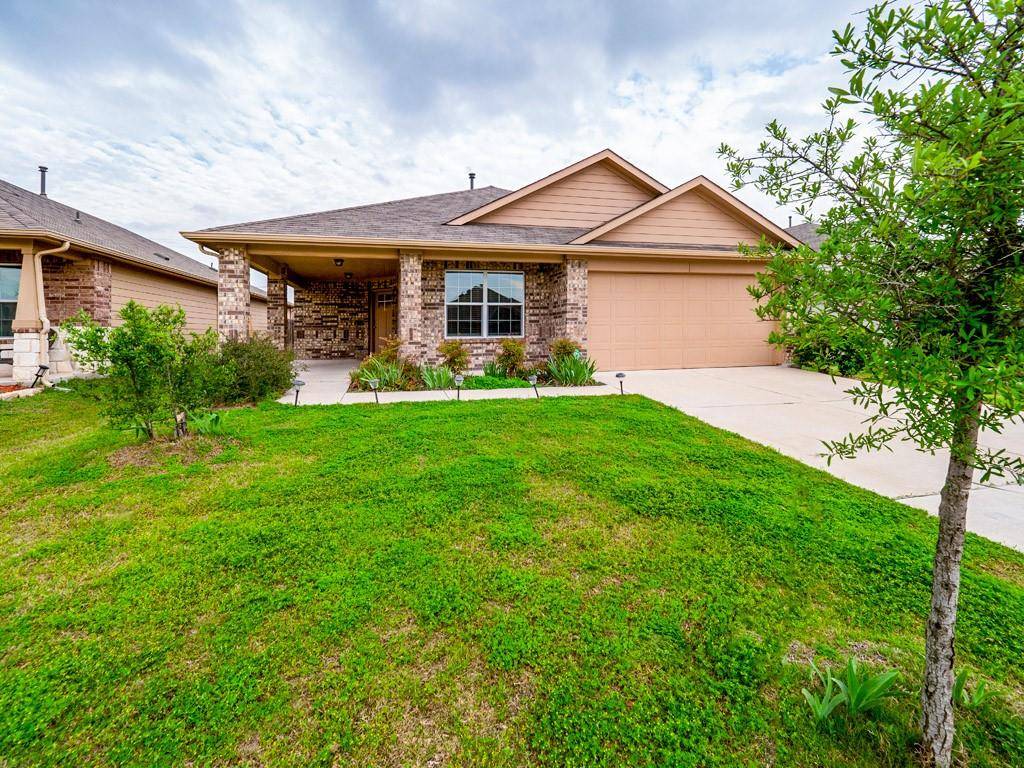 212 Seaholm LN, Hutto, TX 78634