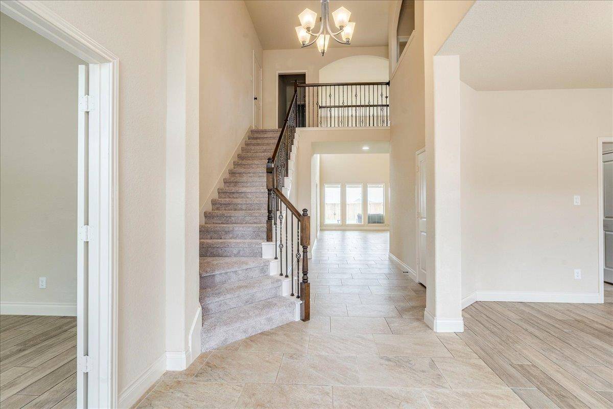 2933 Countryside PATH, Seguin, TX 78155