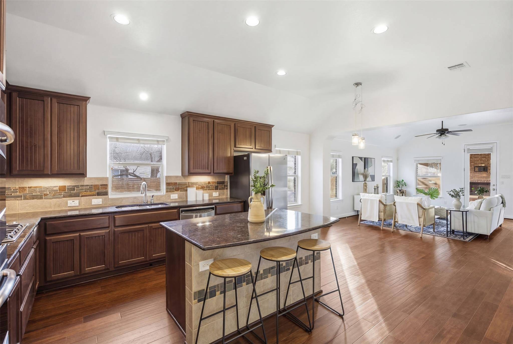 13600 Hymeadow CIR, Austin, TX 78729