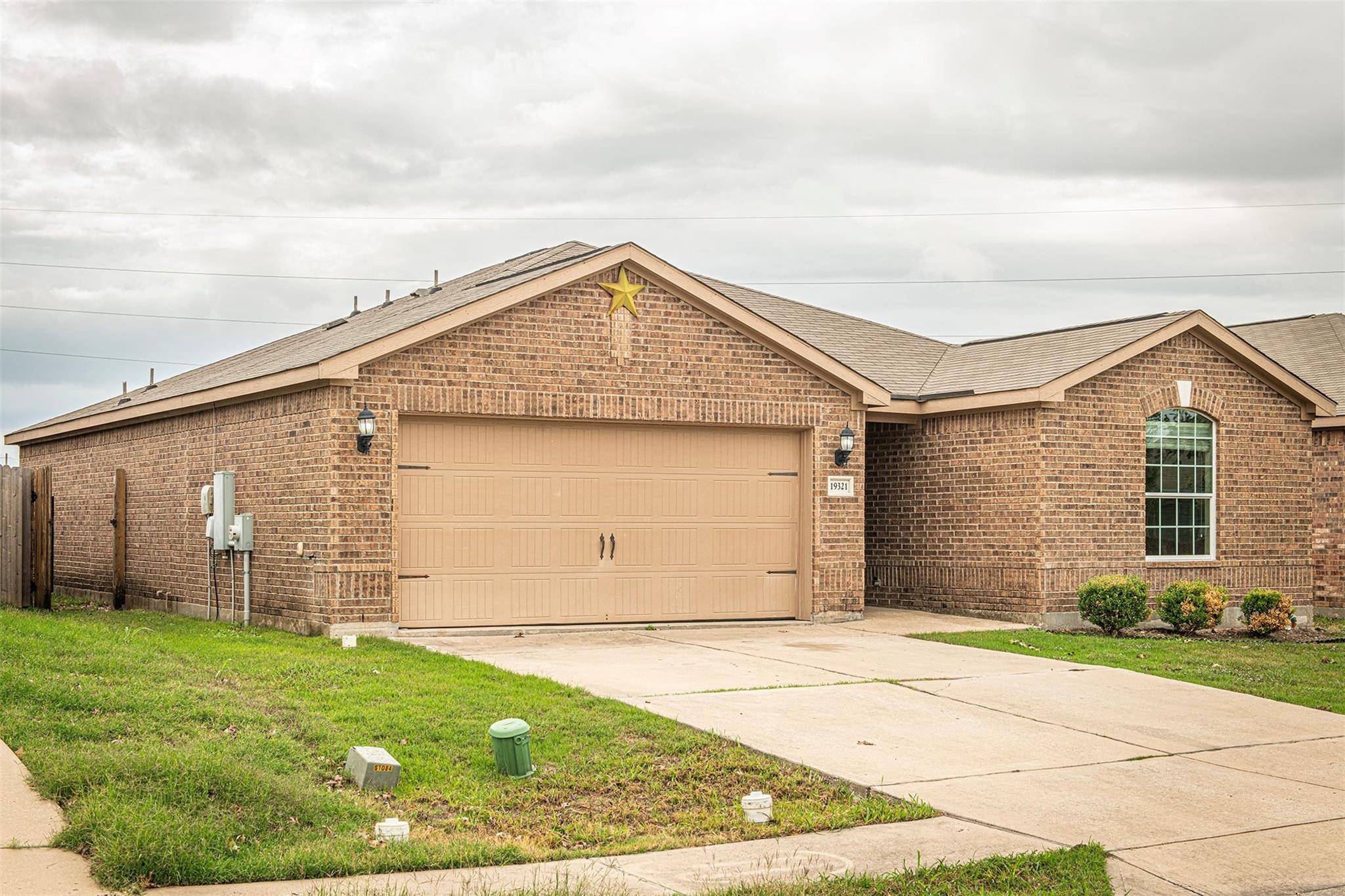19321 Wt Gallaway ST, Manor, TX 78653