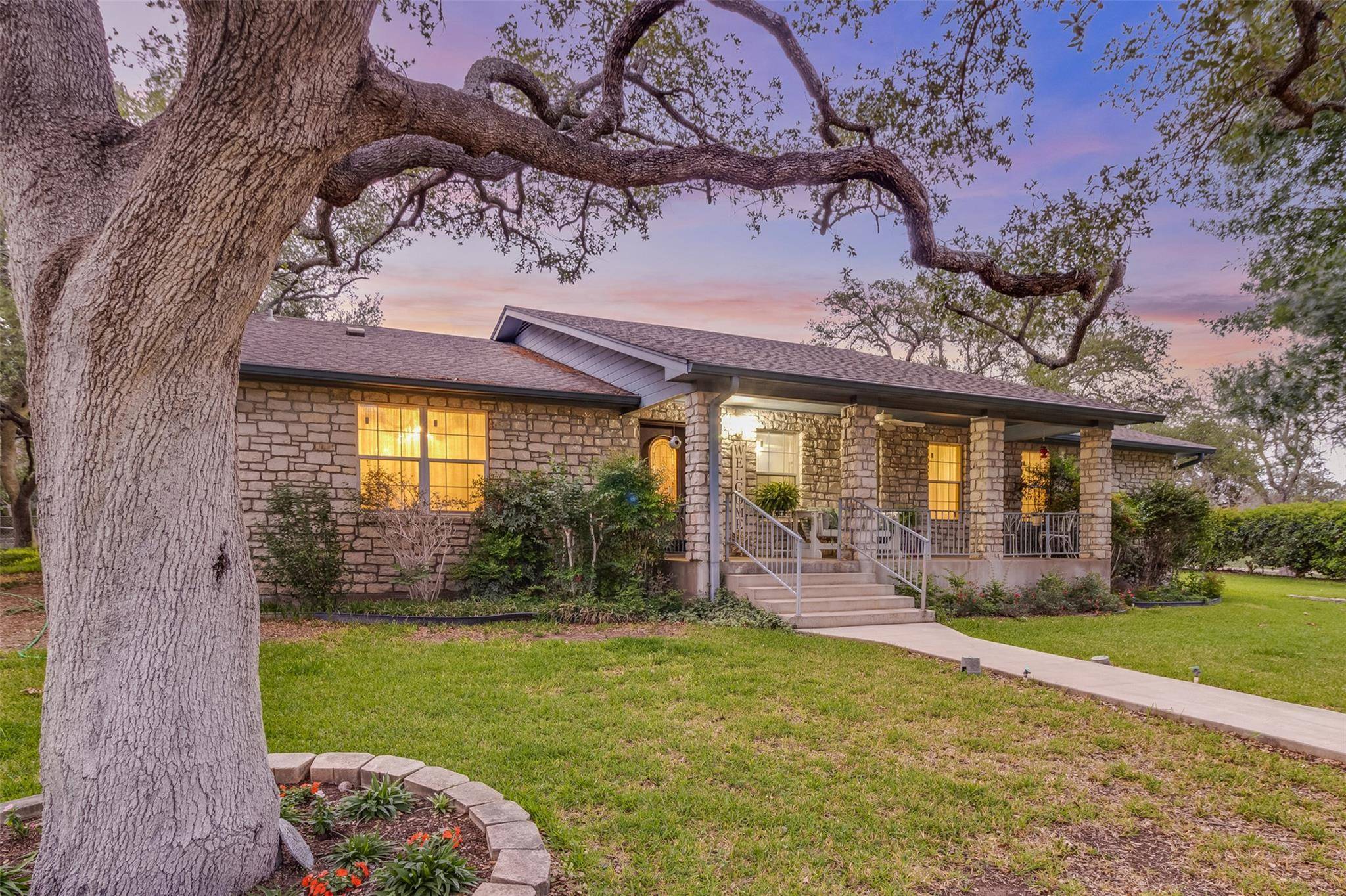 2607 Crider RD, Marble Falls, TX 78654