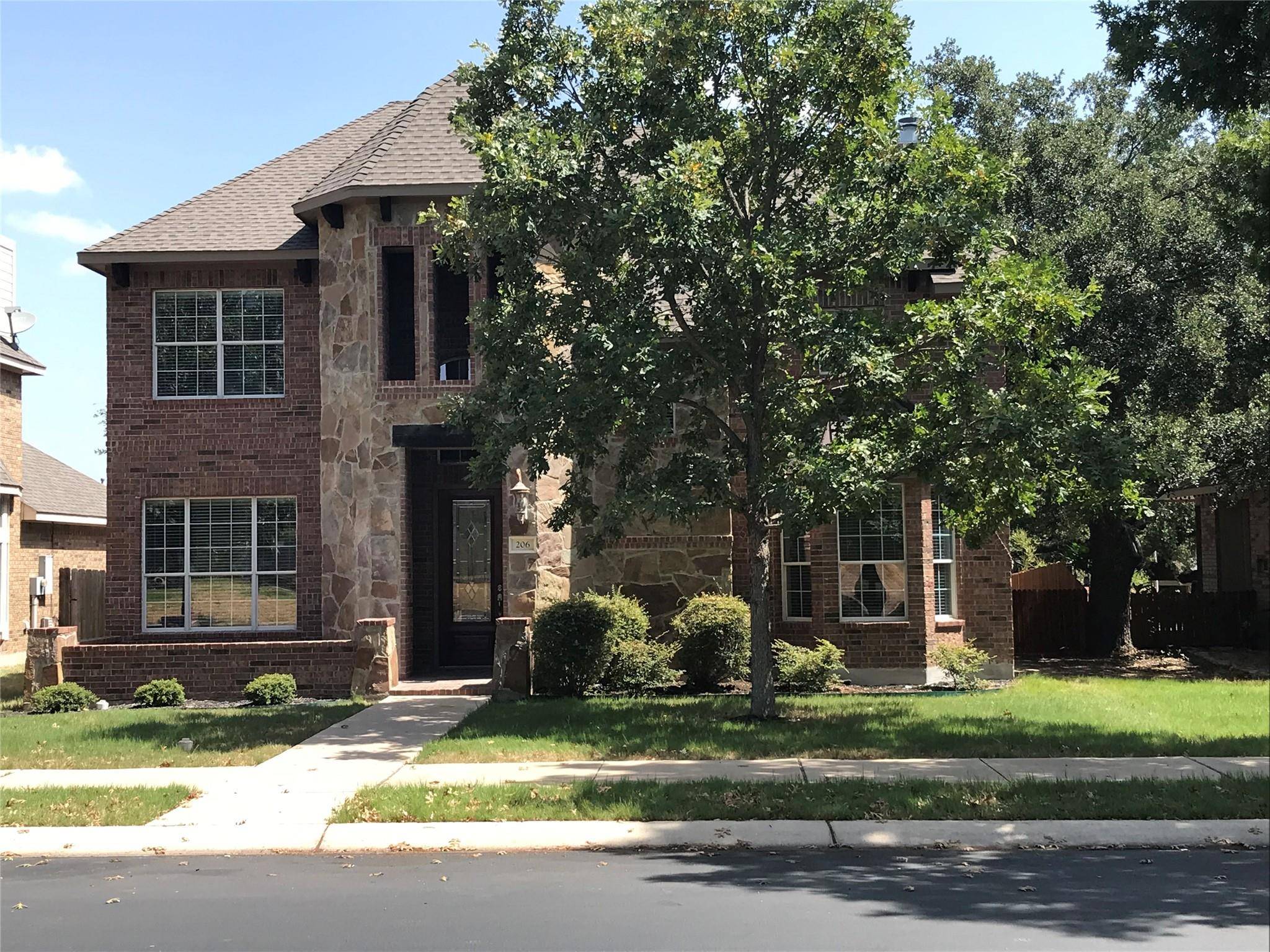 206 Sycamore ST, Georgetown, TX 78633