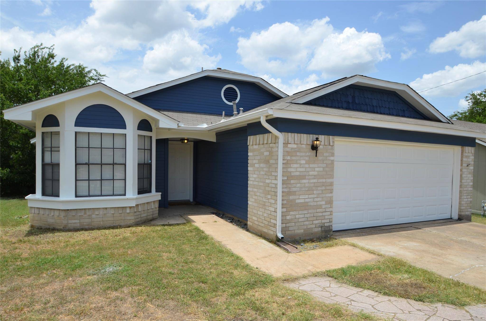 2200 Frontier TRL, Round Rock, TX 78681
