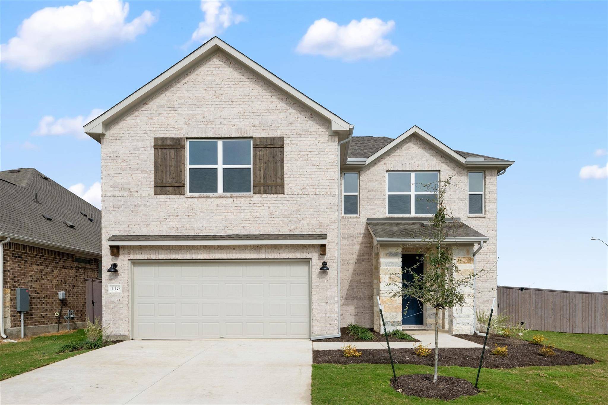 110 Golden Gate LN, Kyle, TX 78640