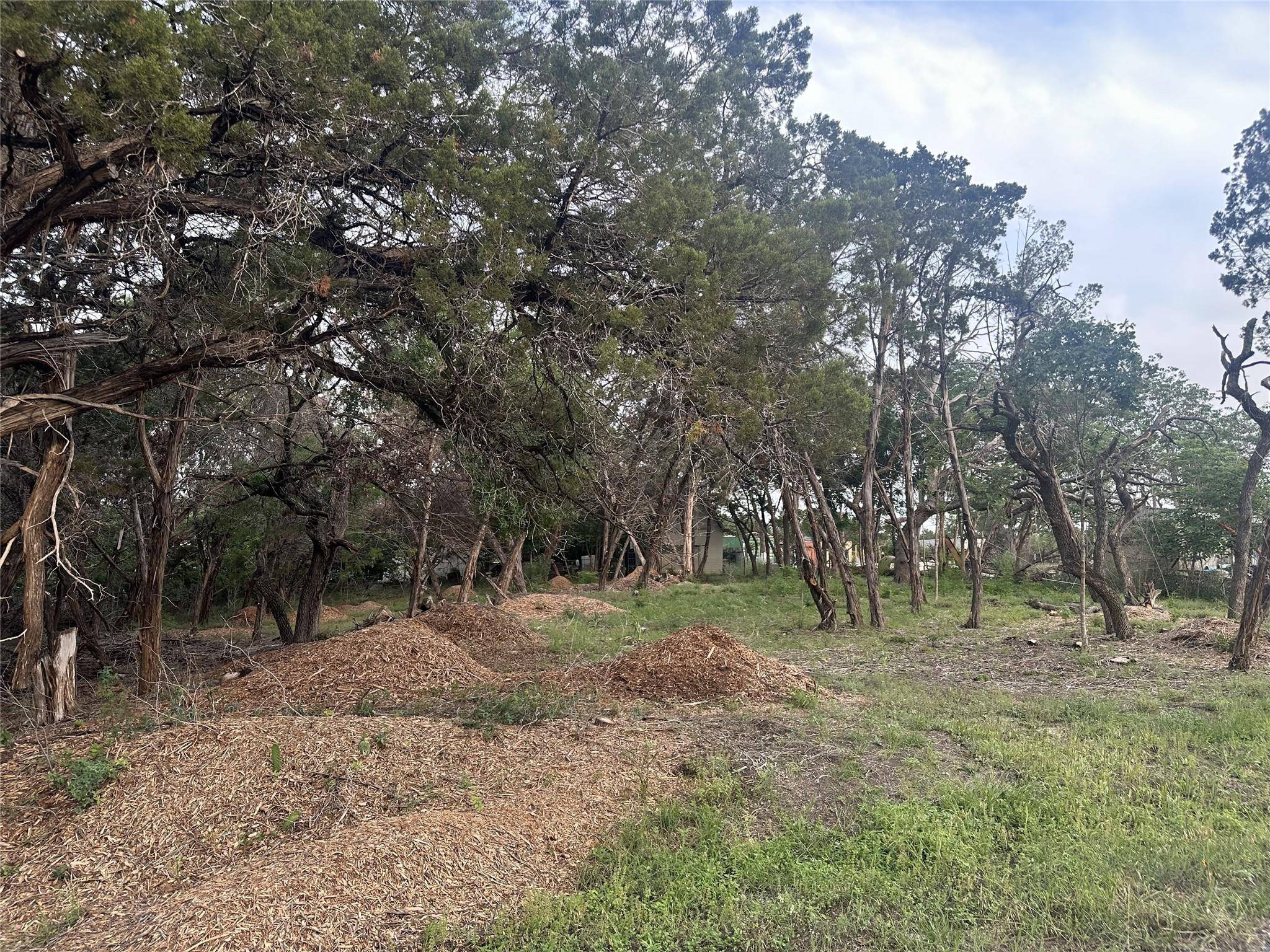 3105 Rainbow Hollow DR, Lago Vista, TX 78645
