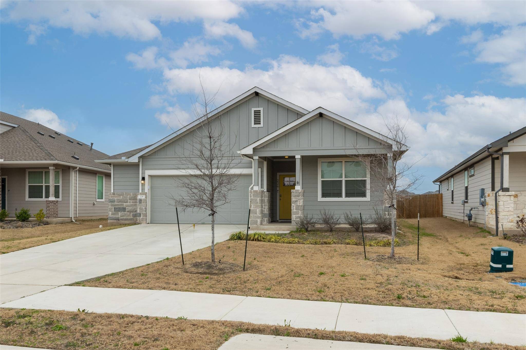 226 Big Cypress Bayou RD, Hutto, TX 78634