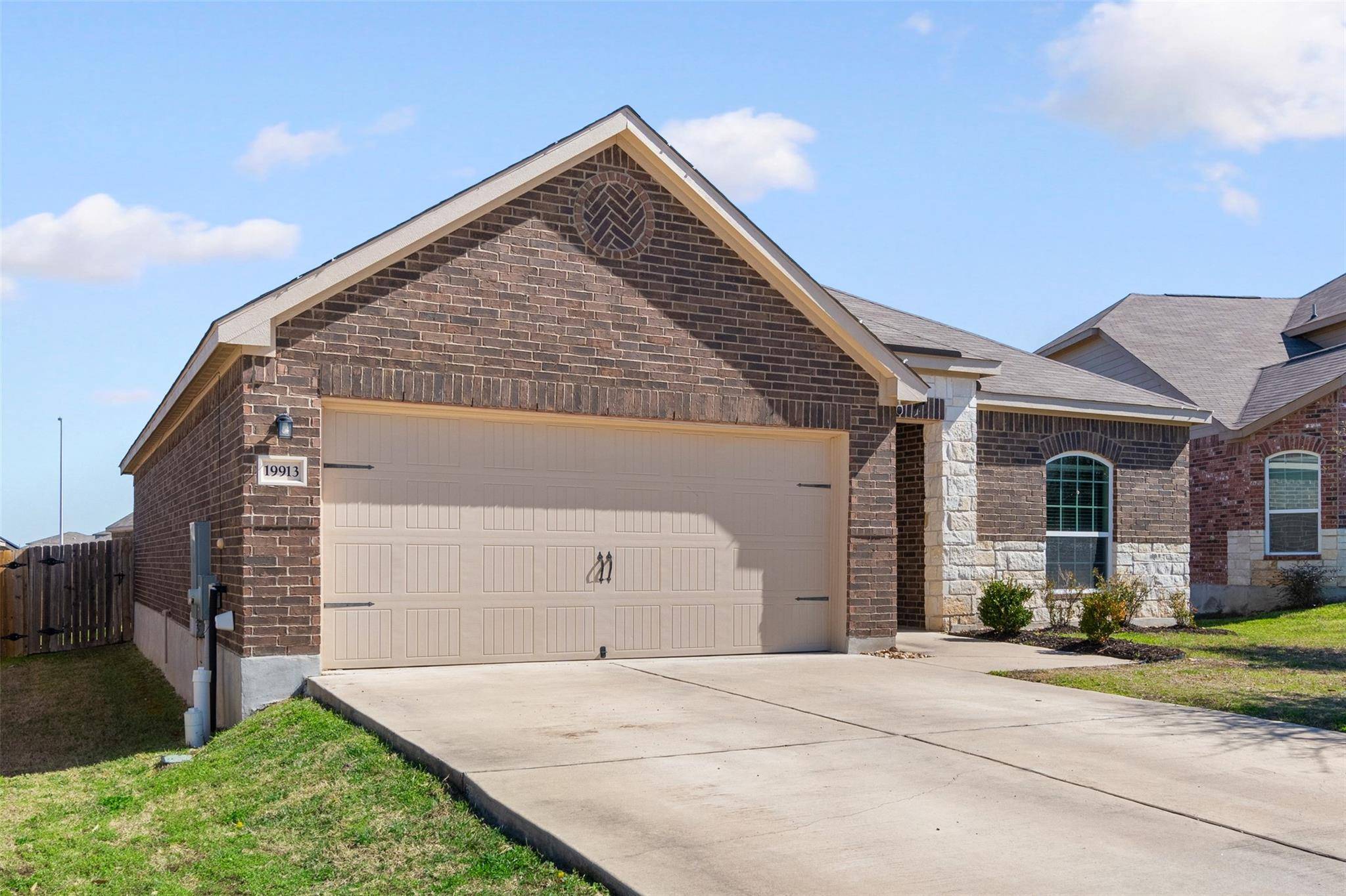19913 Wt Gallaway ST, Manor, TX 78653