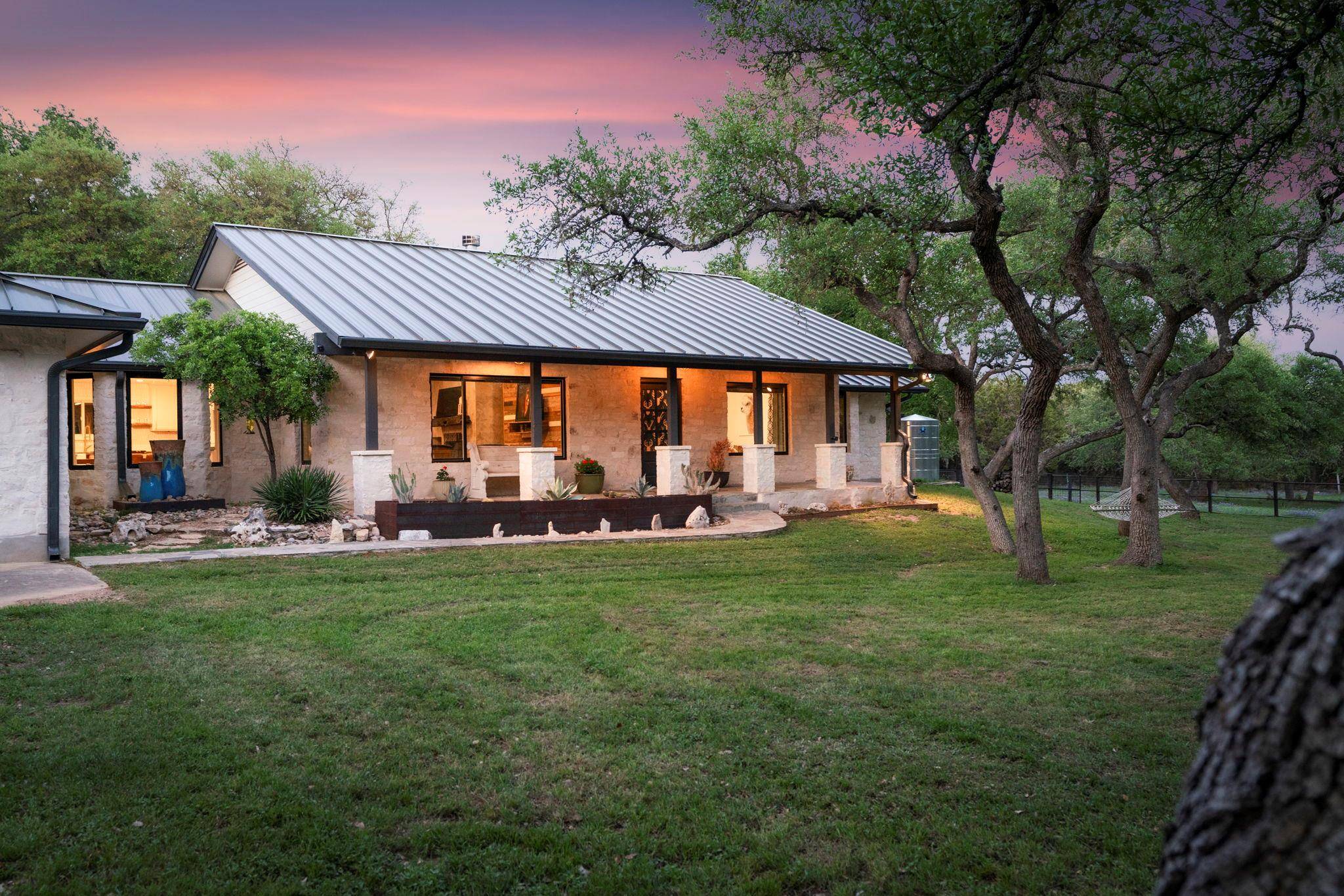 1910 S Rainbow Ranch RD, Wimberley, TX 78676