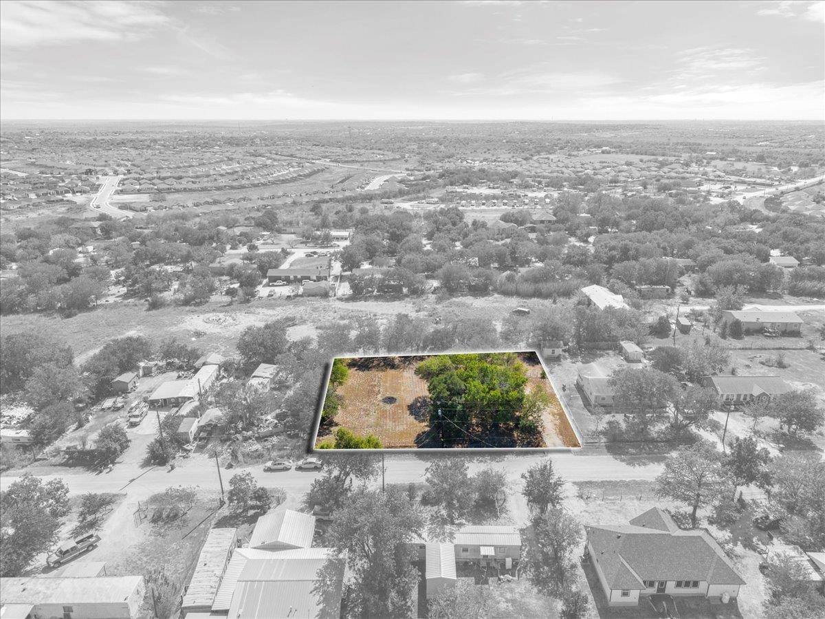 200 Prairie CIR, Buda, TX 78610