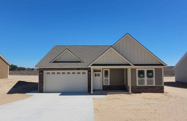 153 Pine Valley DR, La Vernia, TX 78121