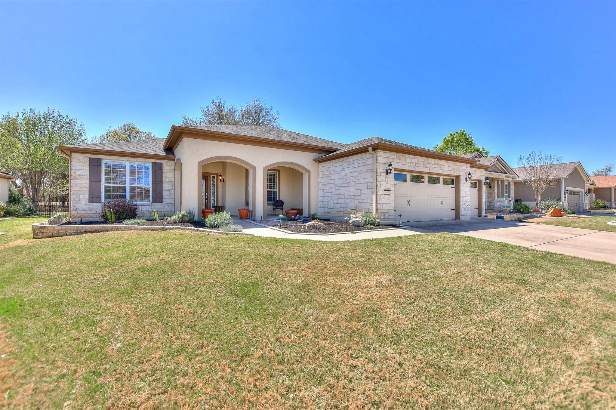 207 Yellow Rose TRL, Georgetown, TX 78633