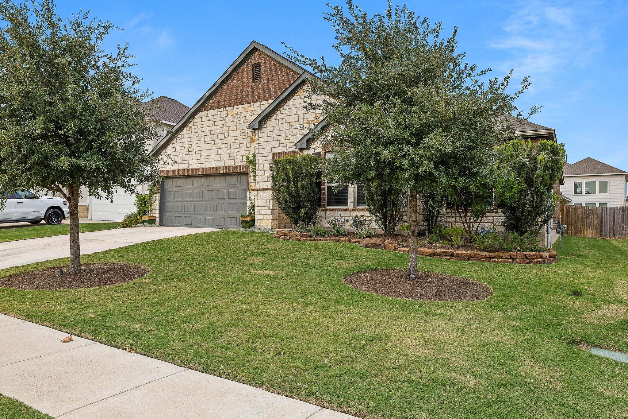 7319 Leonardo DR, Round Rock, TX 78665