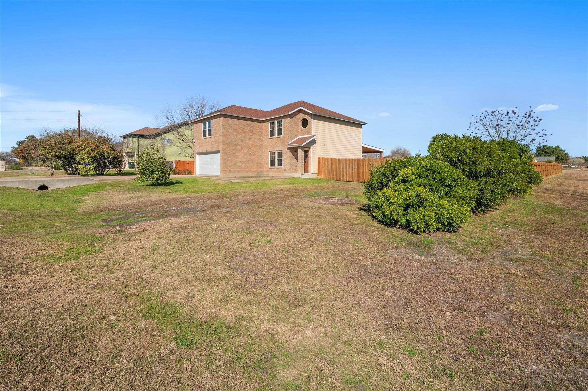1081 Grassland LN, Kyle, TX 78640