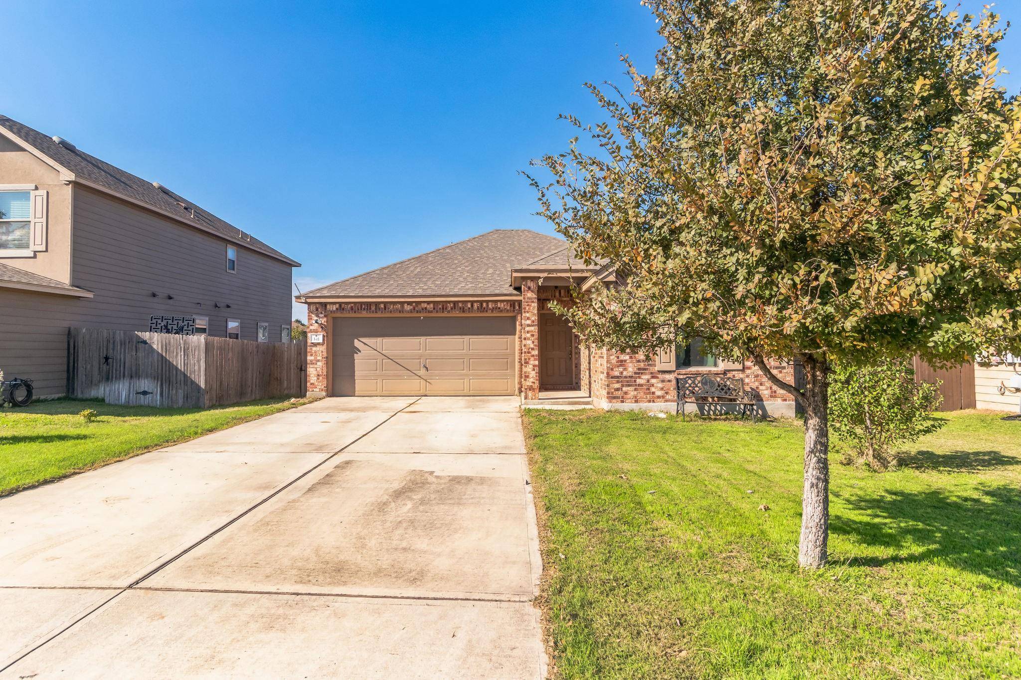 341 New Bridge DR, Kyle, TX 78640