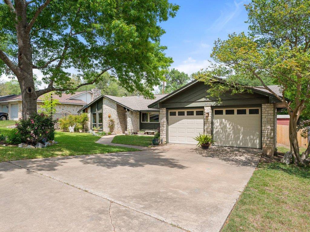 910 River Oaks DR, Austin, TX 78753