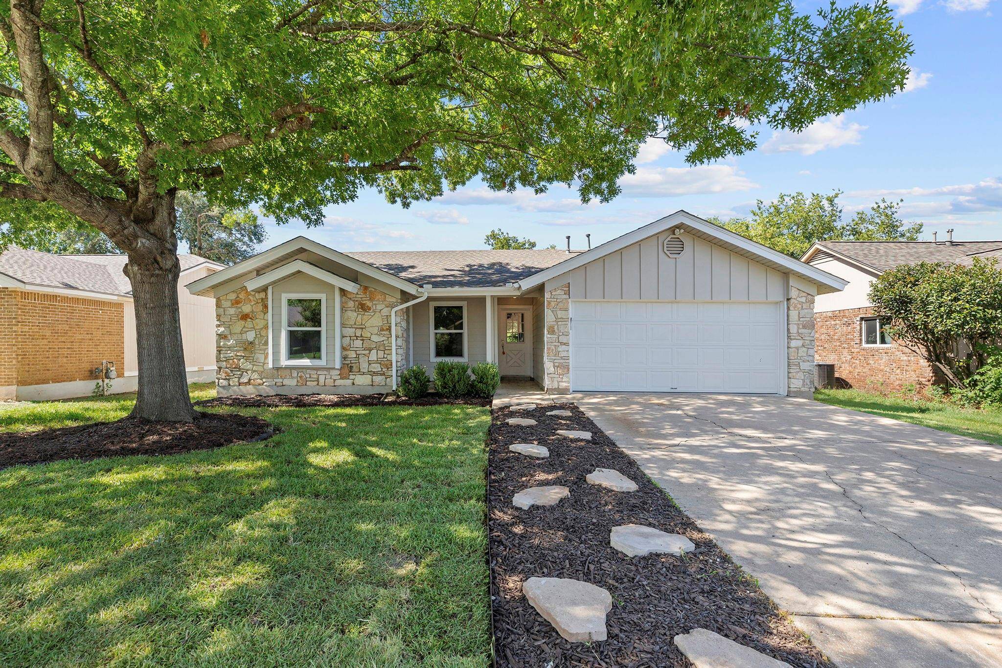 406 Yucca DR, Round Rock, TX 78681