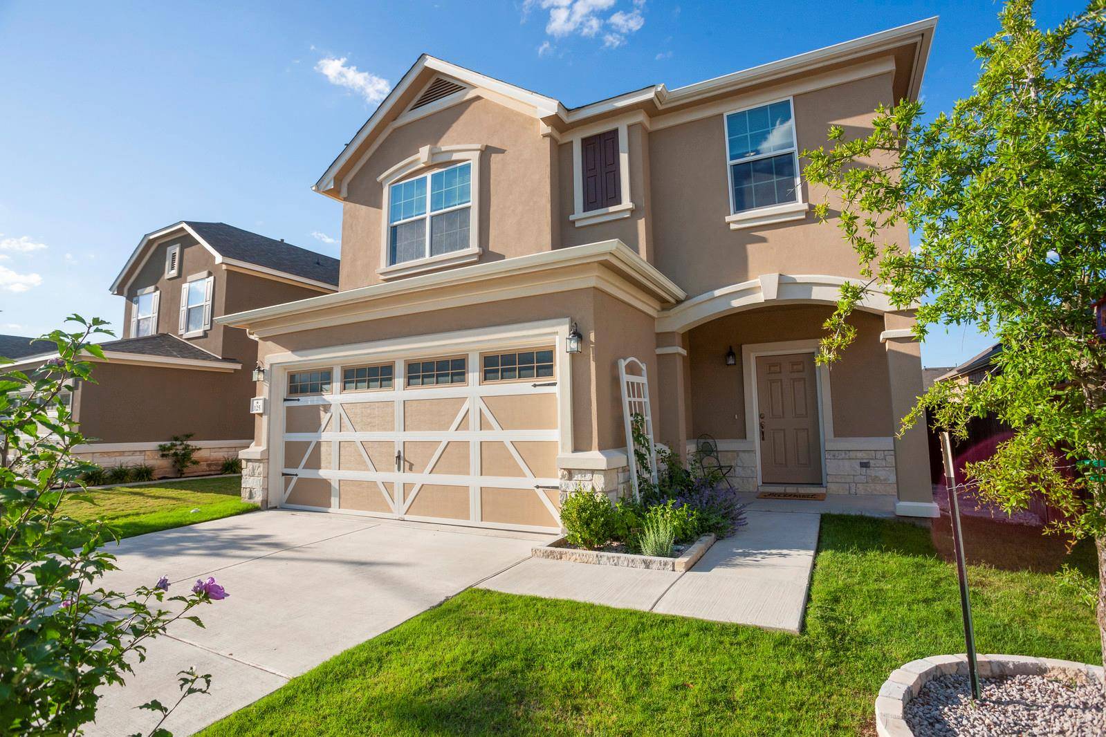 125 Holstein ST, Hutto, TX 78634