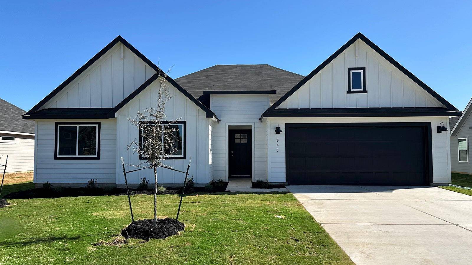 645 TRANQUILITY LN, Fredericksburg, TX 78624