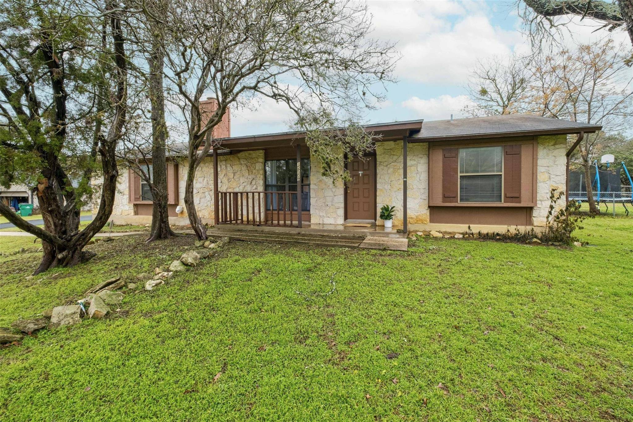 12509 Darryl DR, Buda, TX 78610