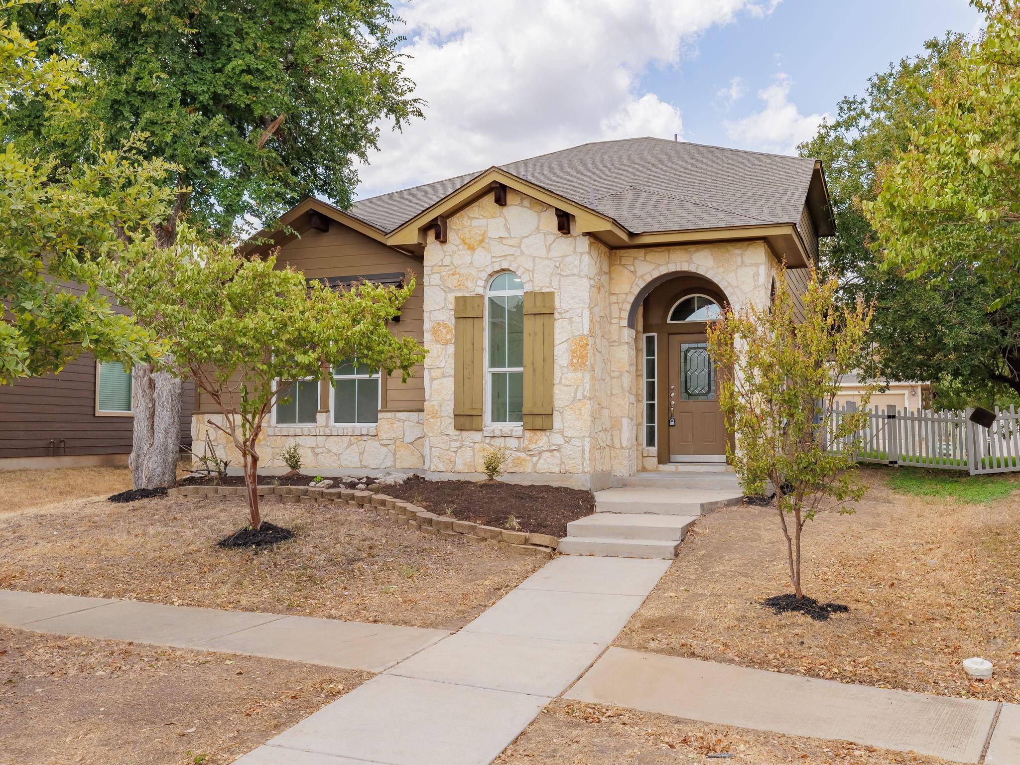 720 Gabriel Mills DR, Round Rock, TX 78664