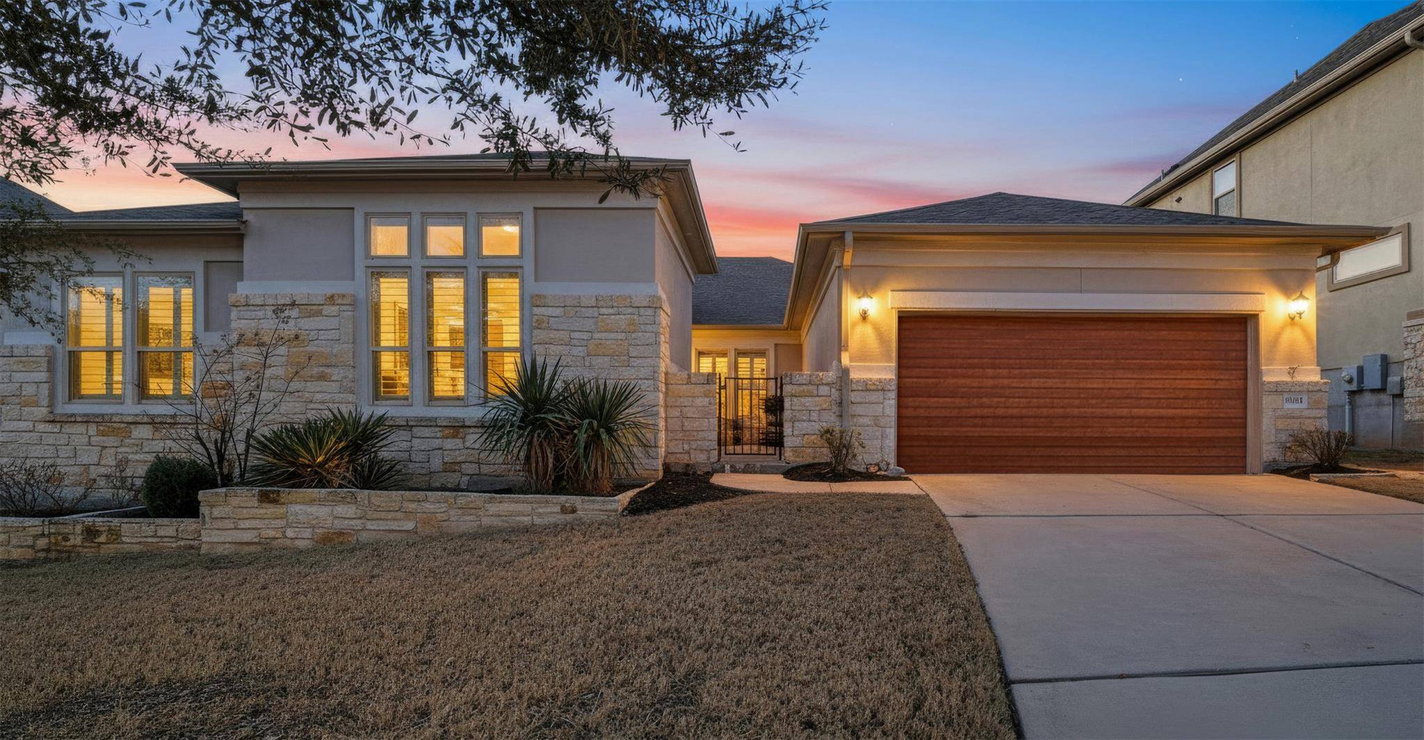 16024 La Rosa DR, Bee Cave, TX 78738