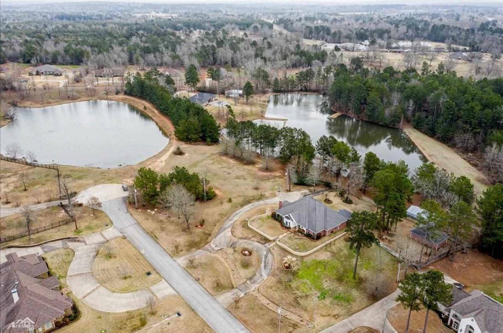 Address not disclosed, Henderson, TX 75652