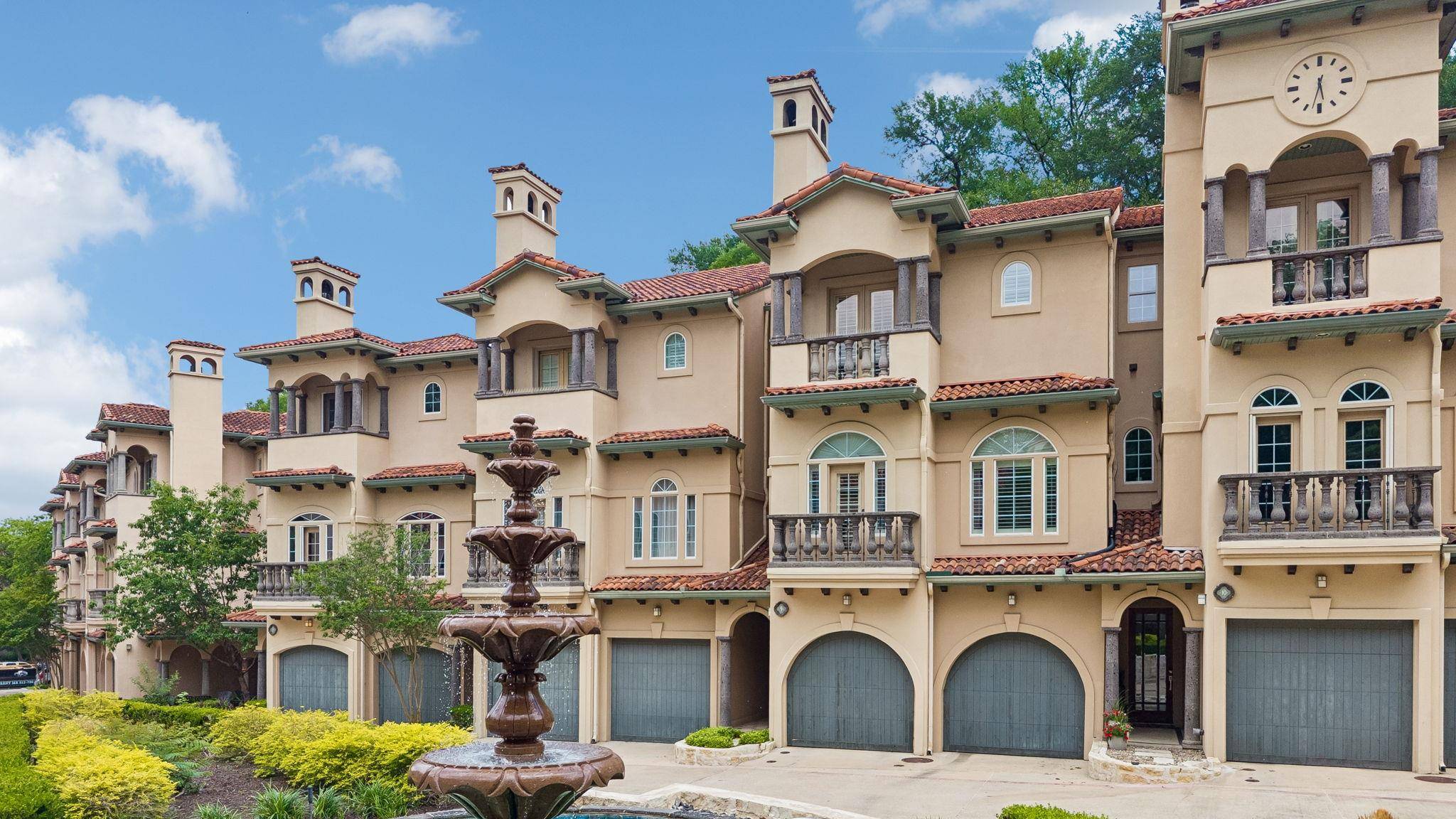 1529 Barton Springs RD #9, Austin, TX 78704