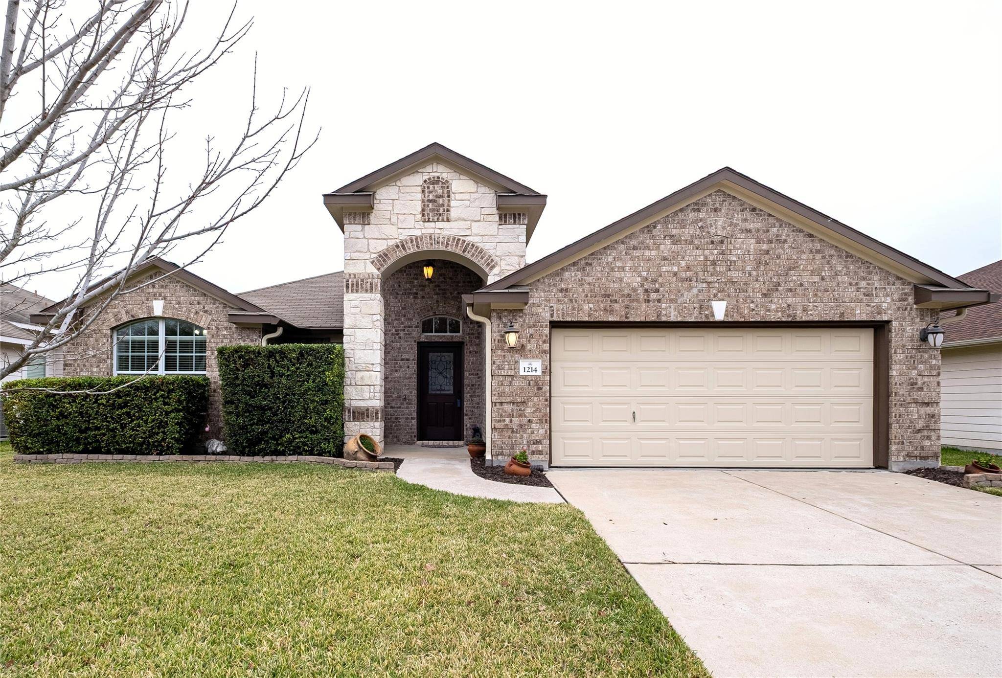 1214 Utopia LN, Hutto, TX 78634