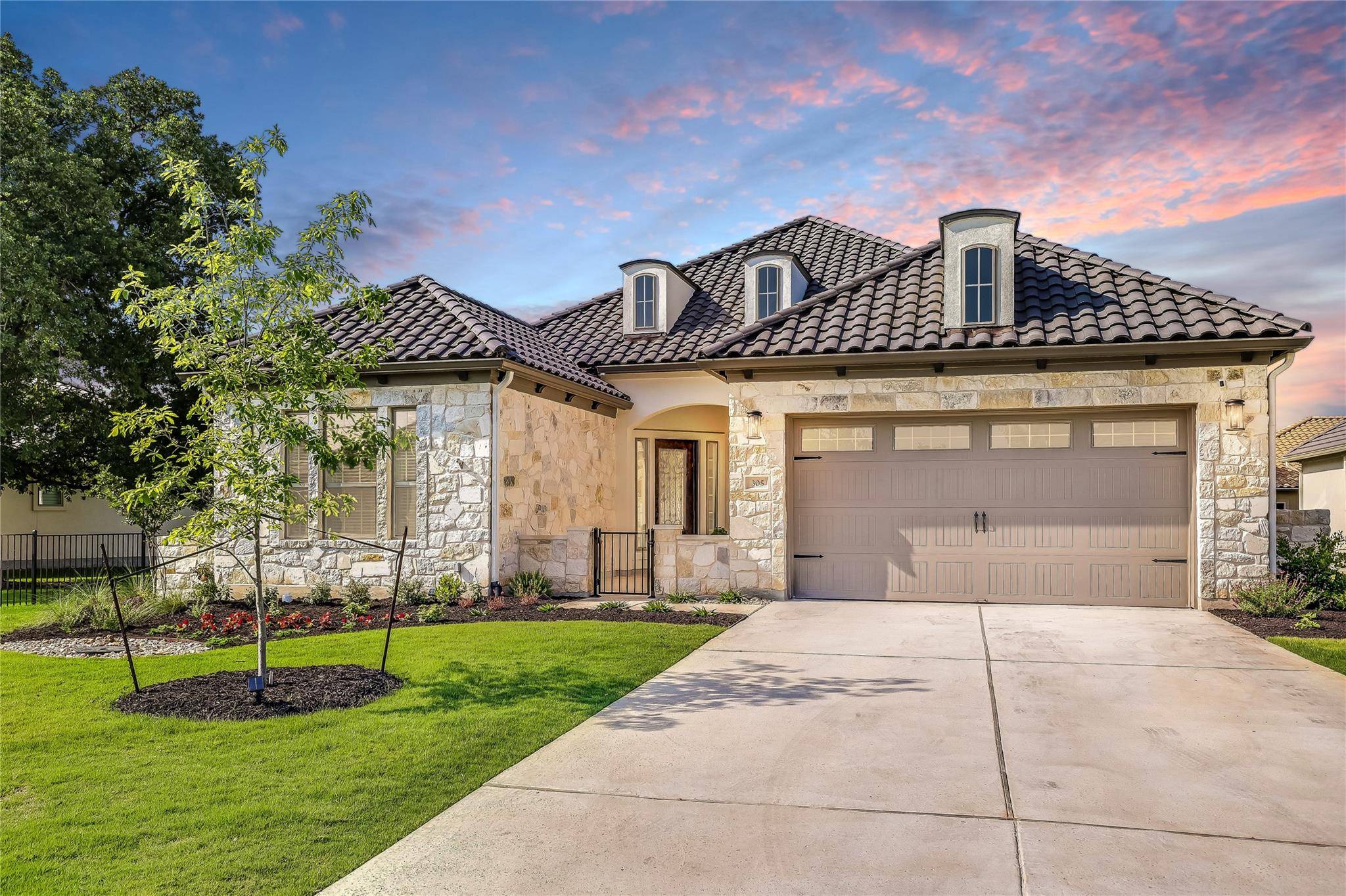 305 Cimarron Hills TRL E, Georgetown, TX 78628