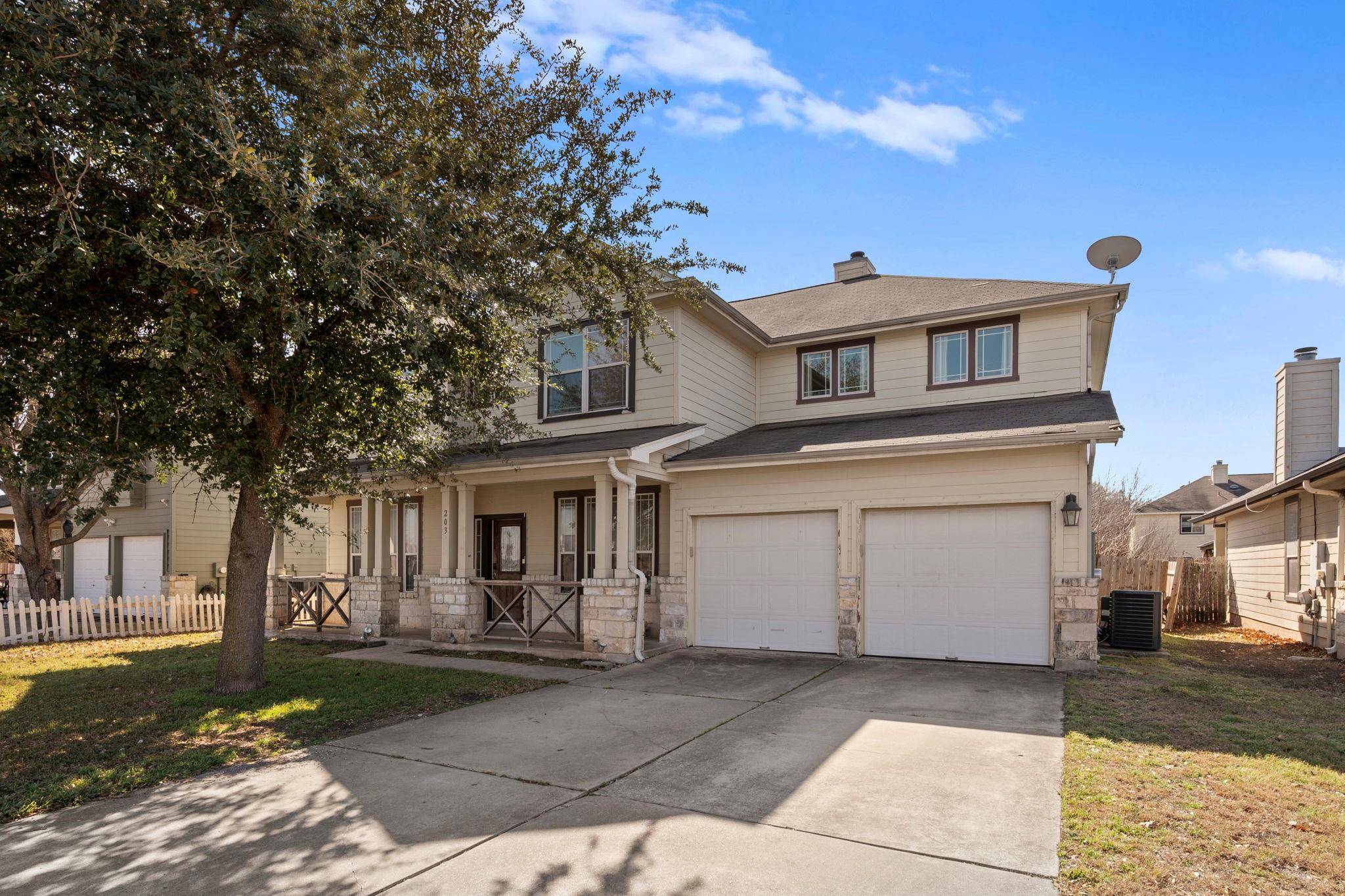 203 Holland ST, Hutto, TX 78634