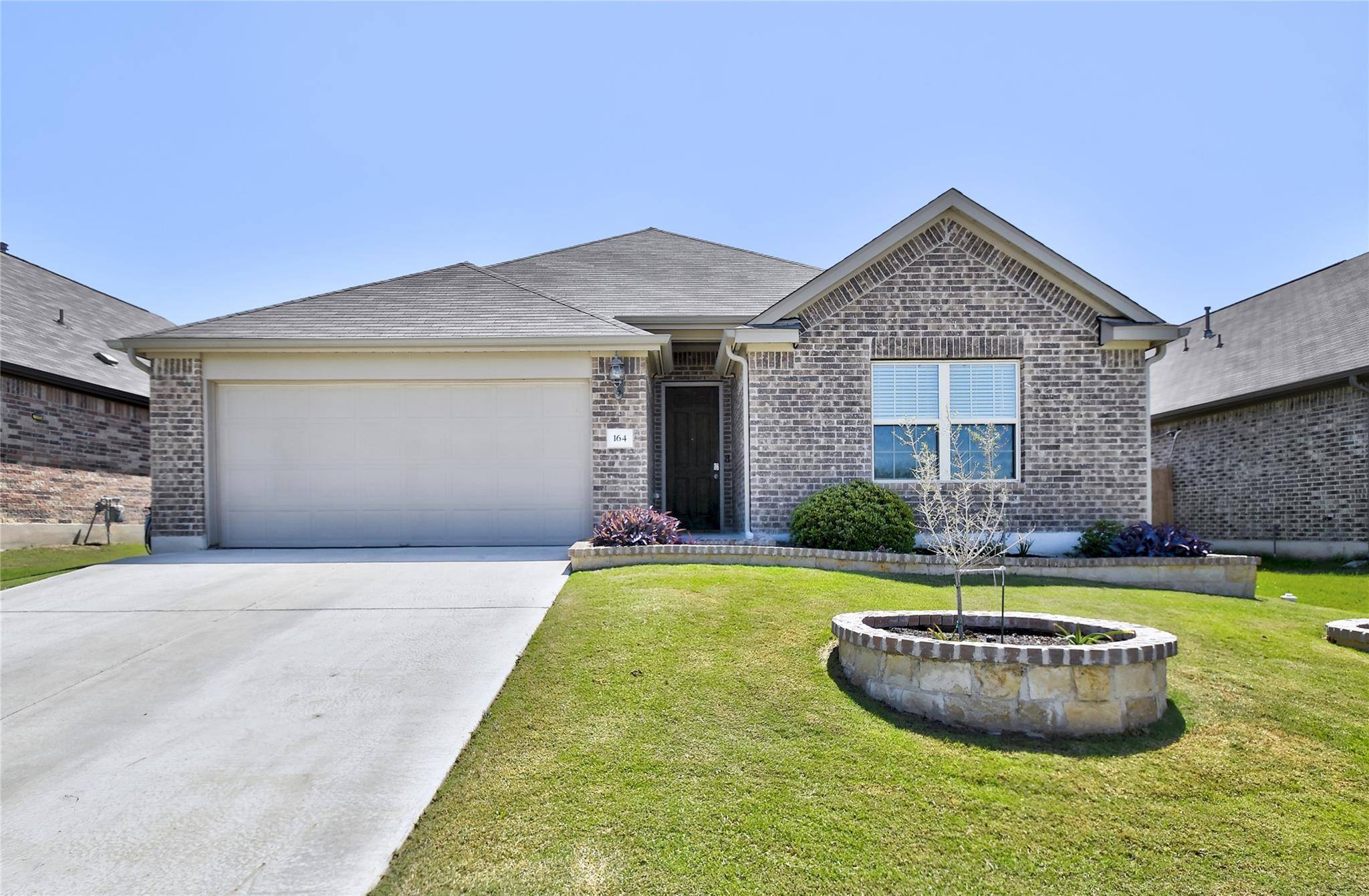 164 Leadtree LOOP, Buda, TX 78610