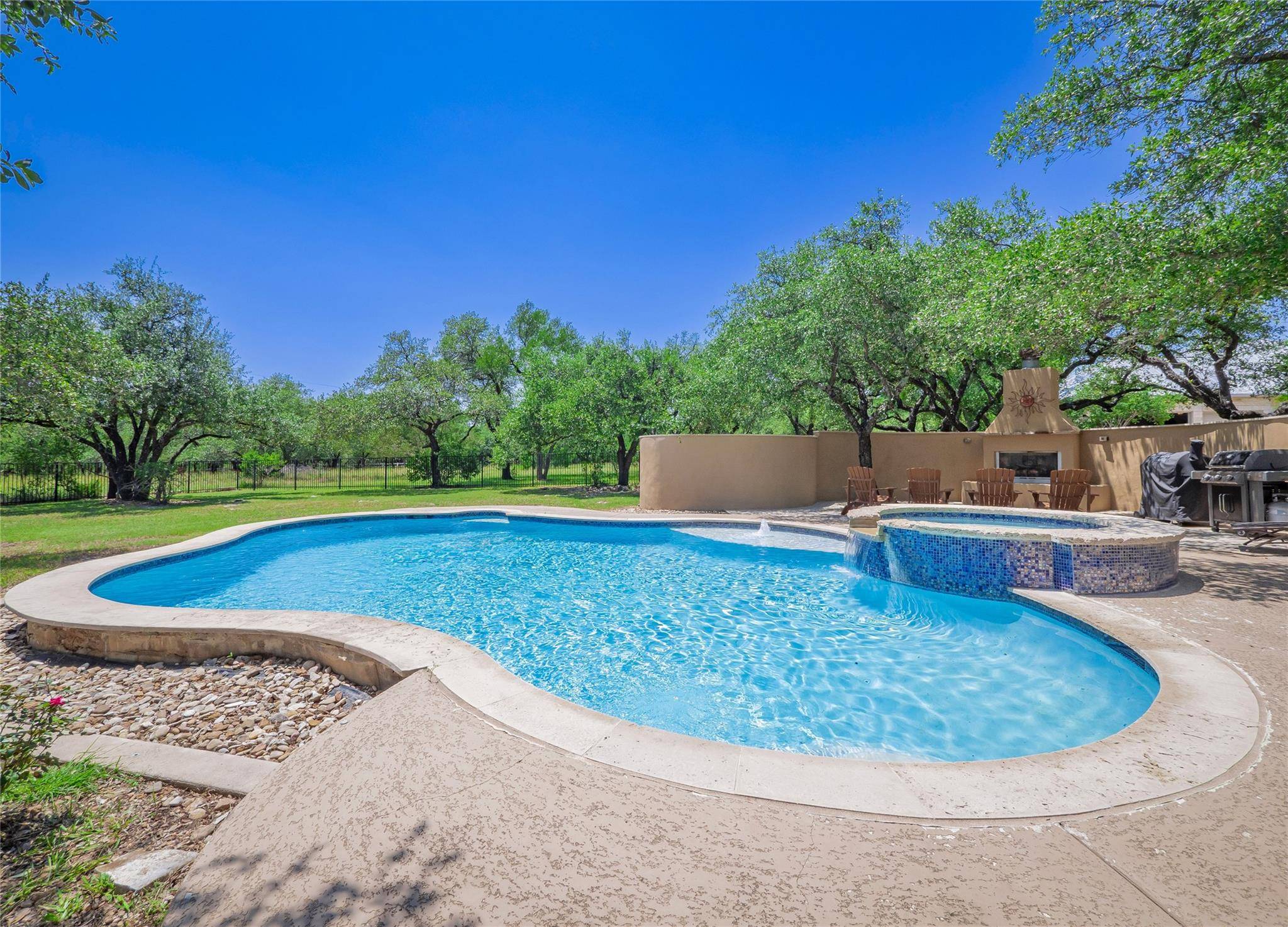 104 E Rustle CV, Georgetown, TX 78628